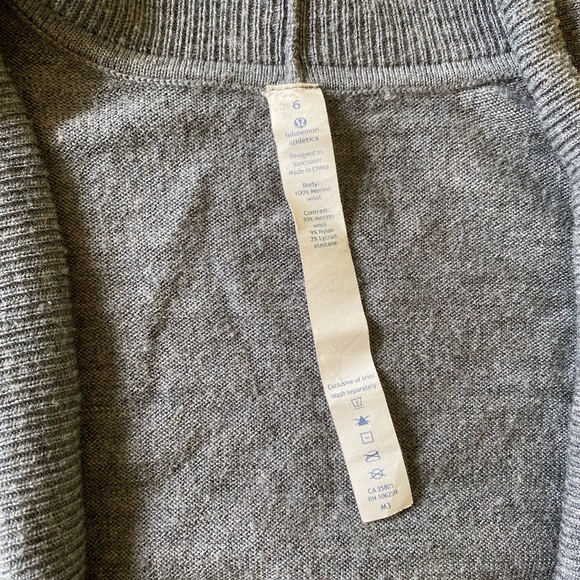 lululemon | sit in lotus wrap - Picture 2 of 12